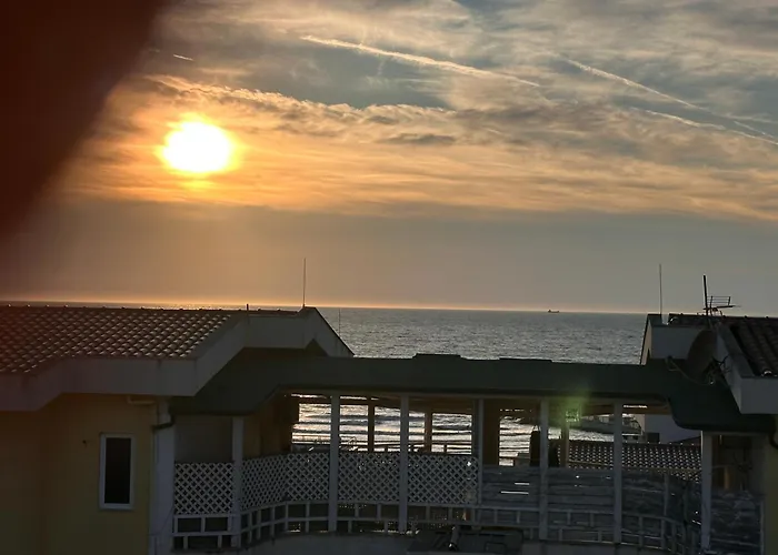 Det Golden Golem (Tirana)